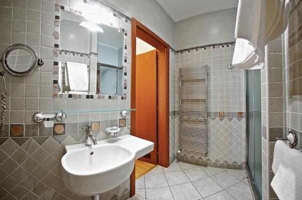 Hotel Pedrini Bolonha Quarto foto